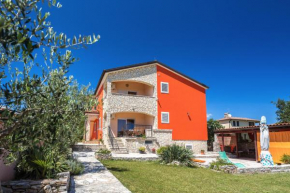 Отель Apartments Villa Orange  Медулин